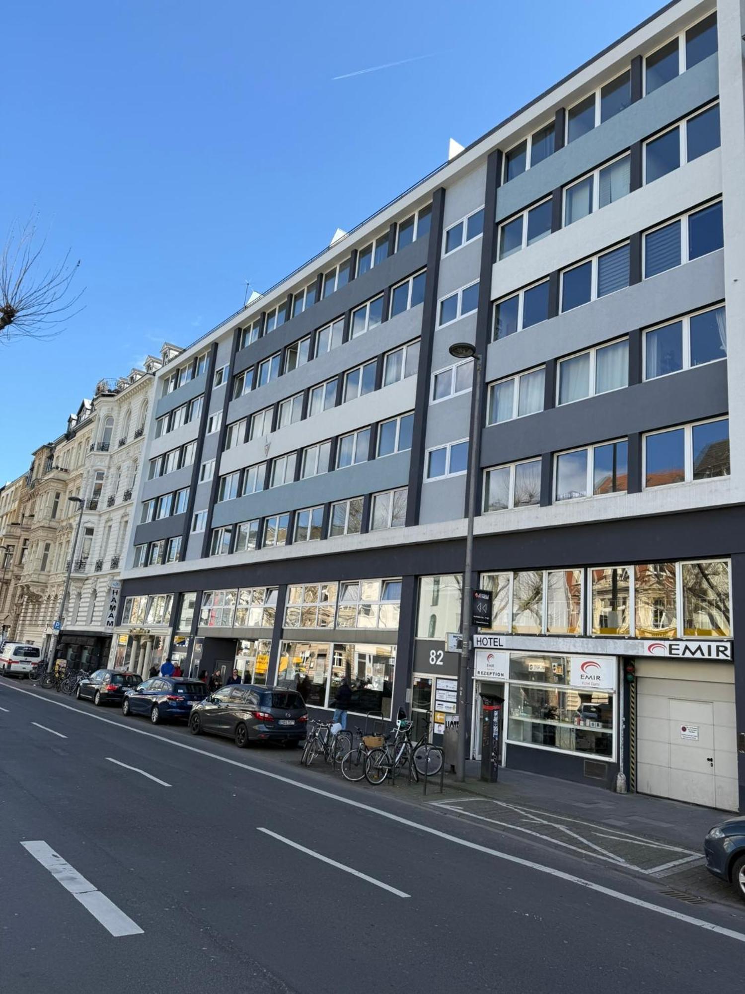 Hotel Garni Emir Köln Exteriör bild