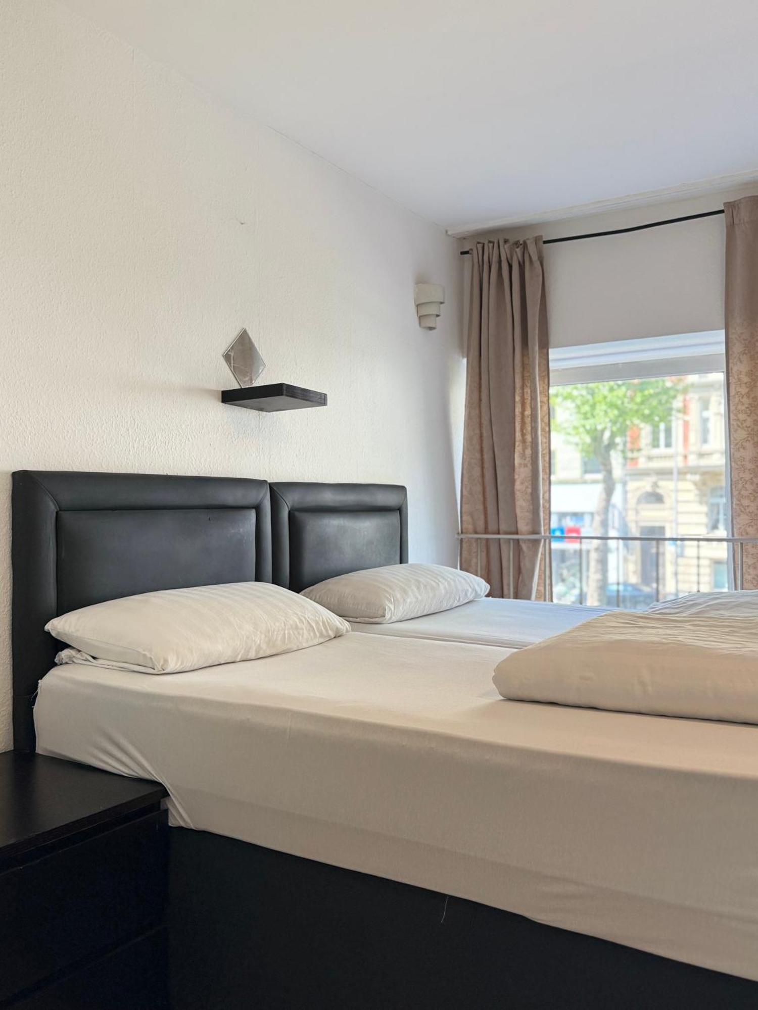 Hotel Garni Emir Köln Exteriör bild